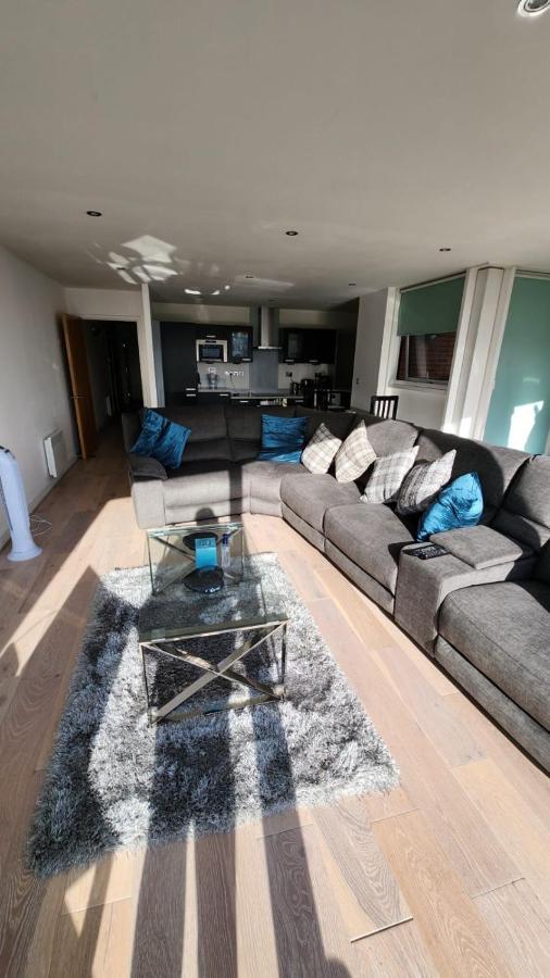Luxury 2 Bed Apartment Excel London Bagian luar foto